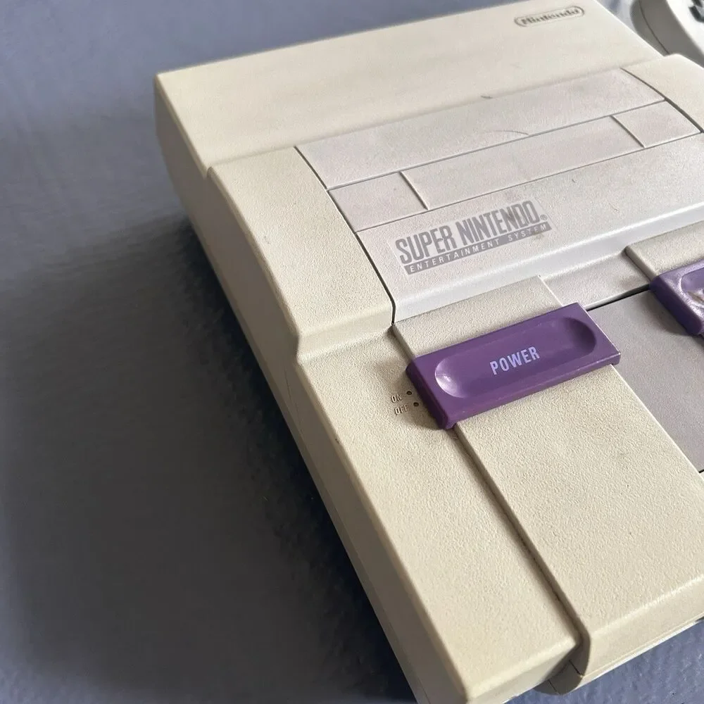 Super Nintendo/SNES Console + AC Adapter + AV Cable + Controllers